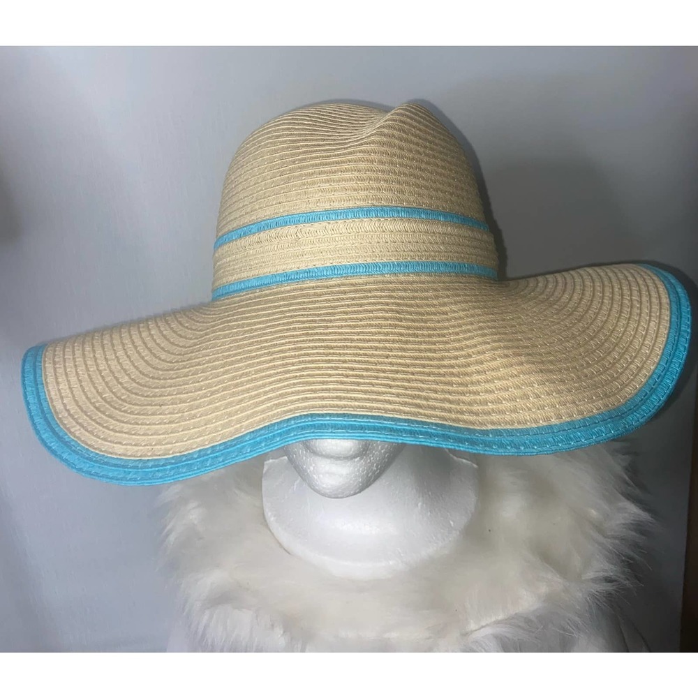 Féria Mode NWT Women’s Straw Hat  Beige w/ Blue Trim
